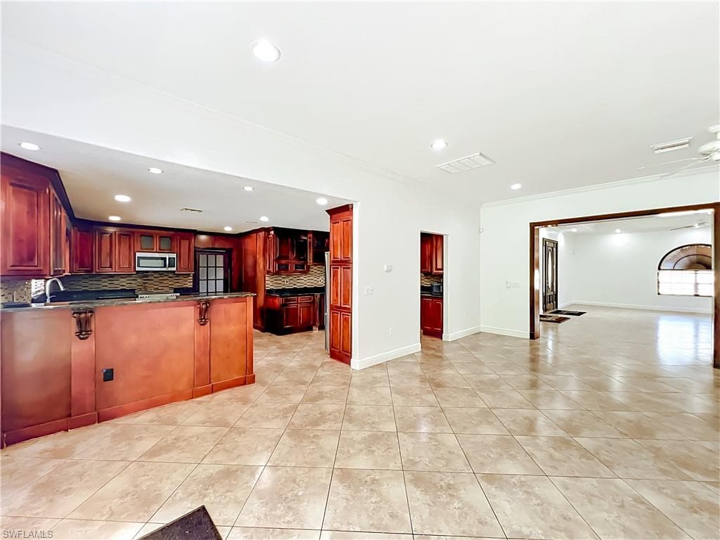 4210 S Hiawassee RD-13