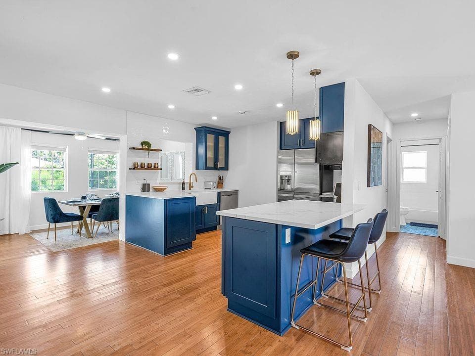 250 Willowick DR-1