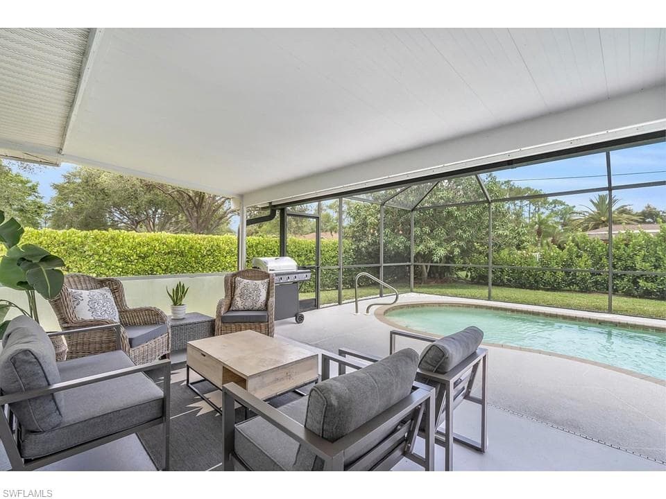250 Willowick DR-2