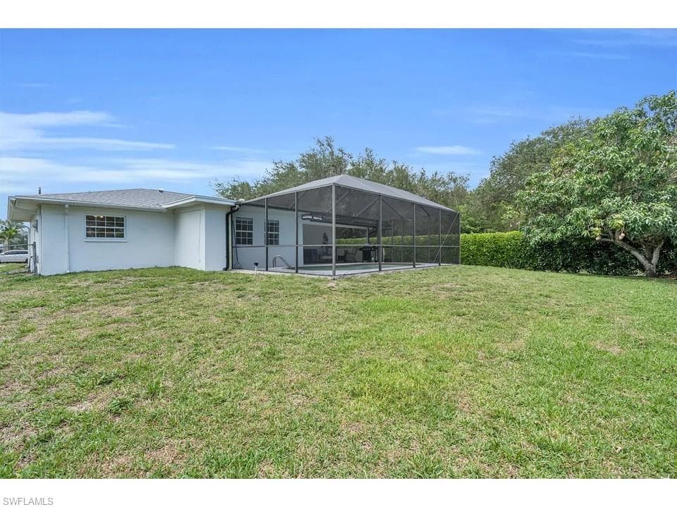 250 Willowick DR-13