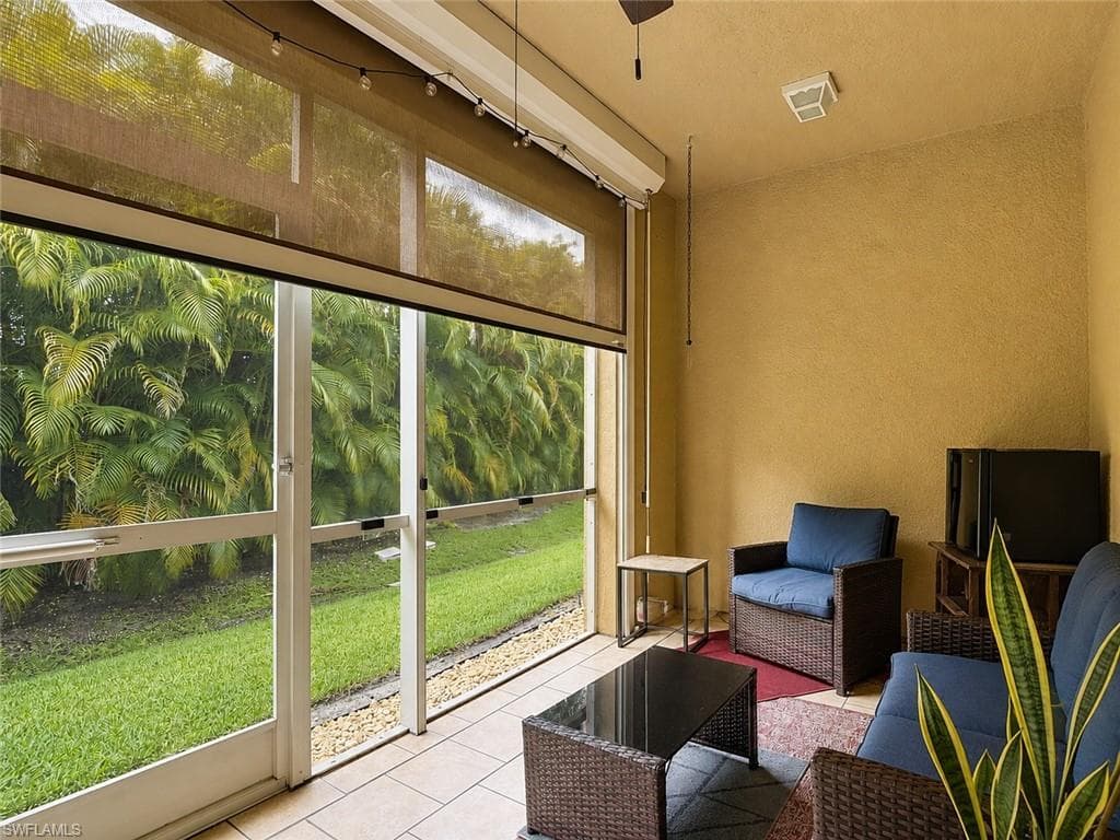 1051 Winding Pines CIR 105-7