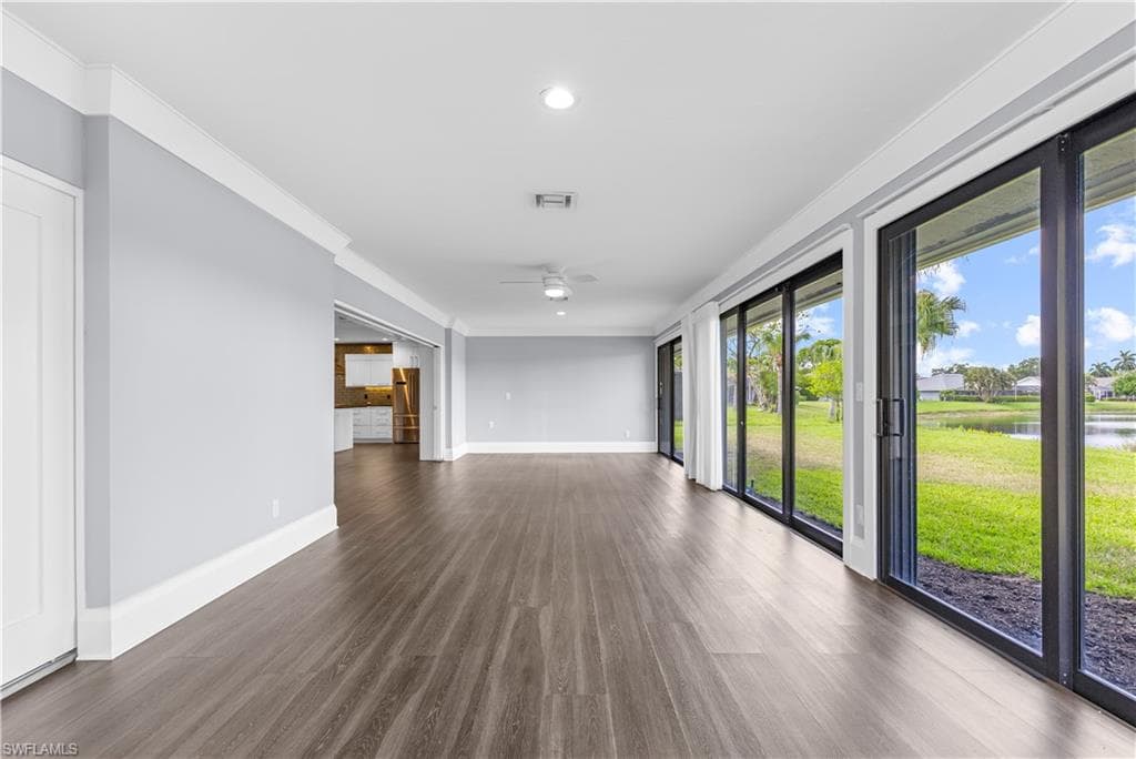9882 Campbell CIR-22