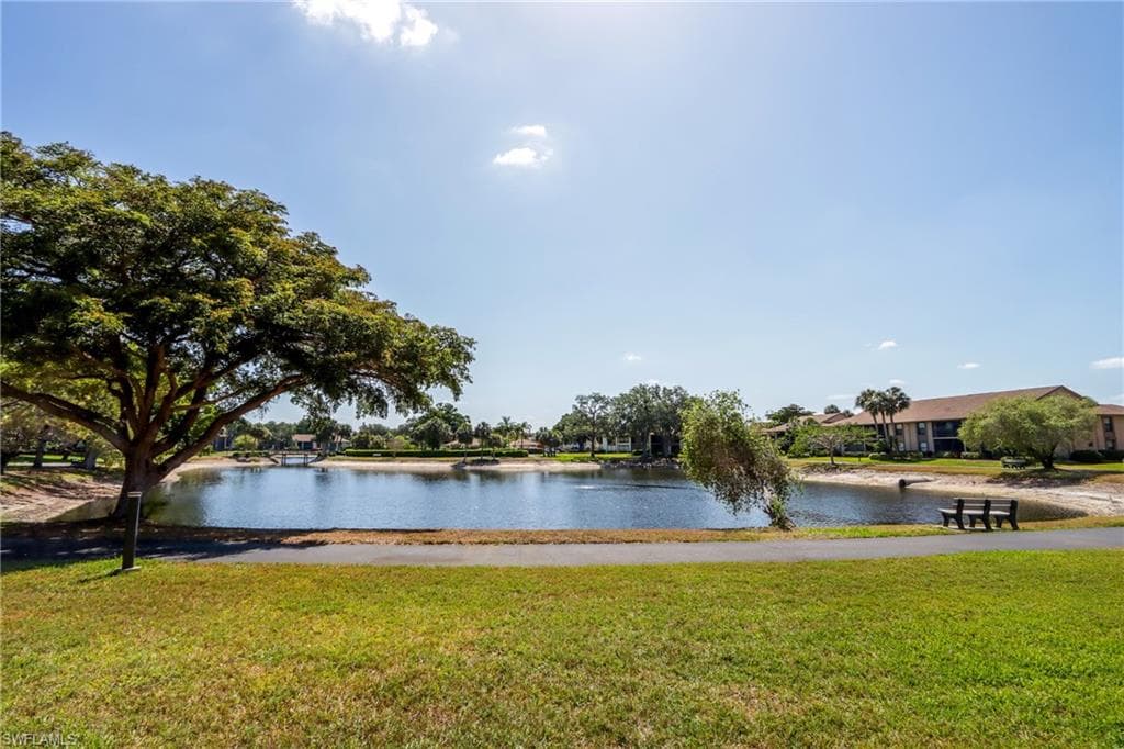 505 Lake Louise CIR 101-17
