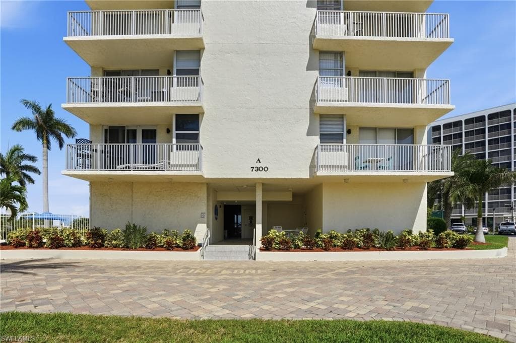 7300 Estero BLVD 102-45