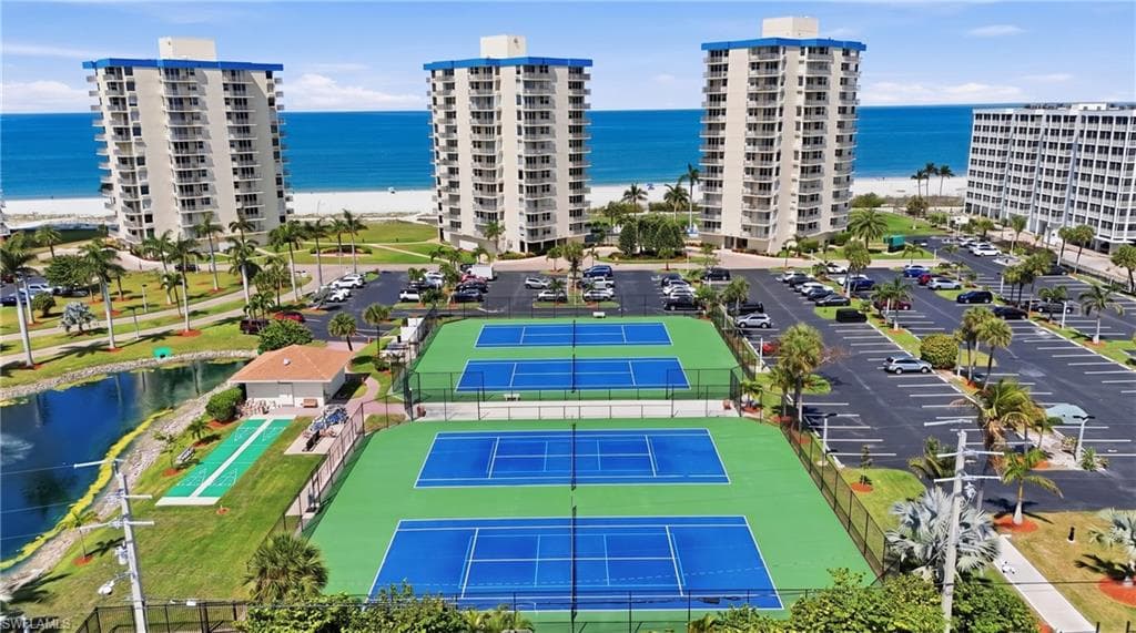 7300 Estero BLVD 102-2