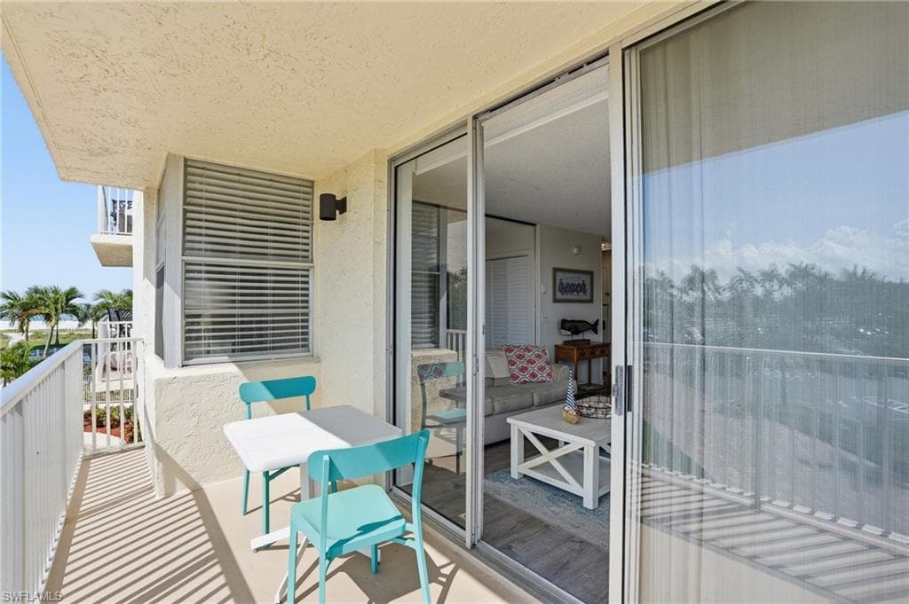 7300 Estero BLVD 102-8
