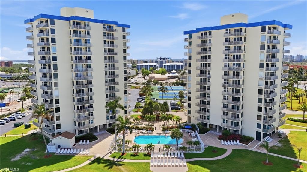 7300 Estero BLVD 102-37