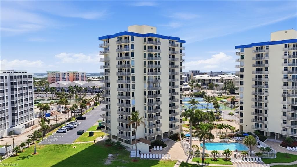 7300 Estero BLVD 102-36