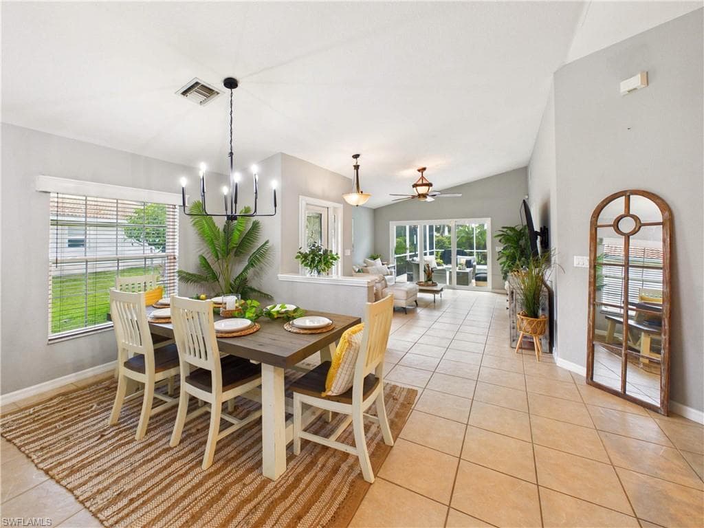 19694 Villa Rosa LOOP-4