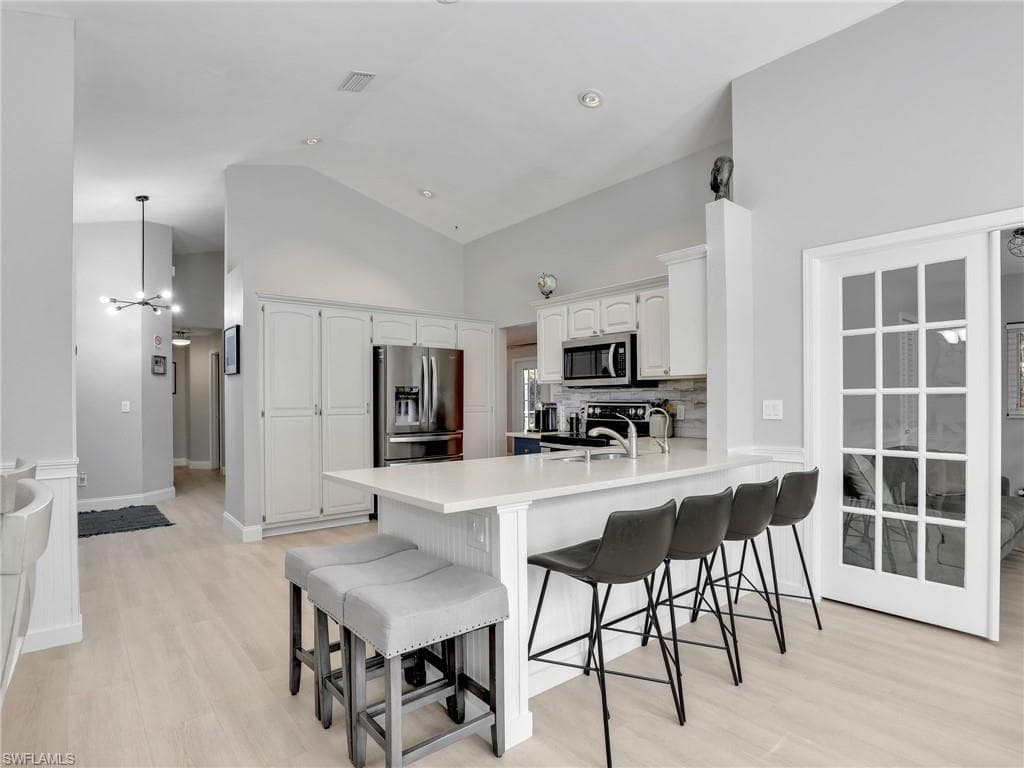 2554 Outrigger LN-11