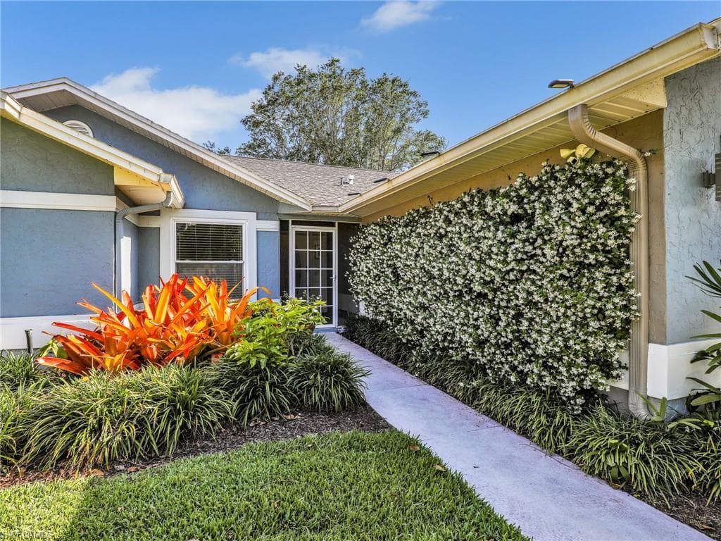 2554 Outrigger LN-4