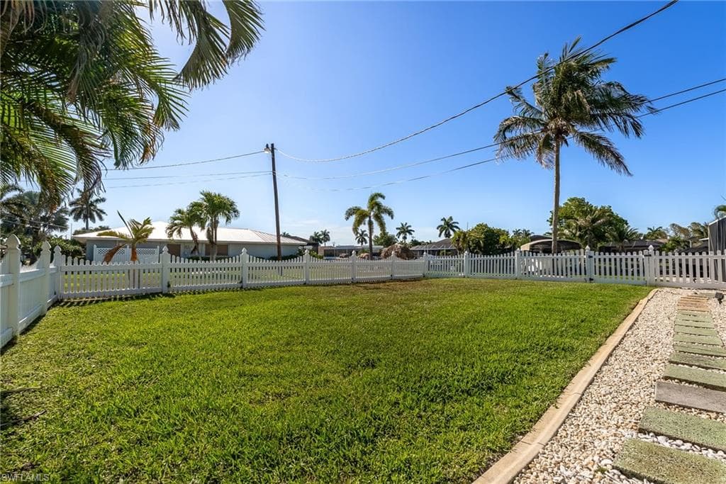 2025 SE 39th ST-32