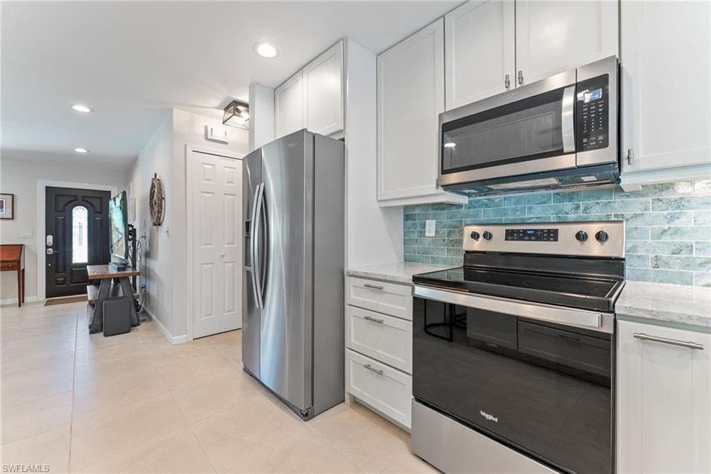 2025 SE 39th ST-10