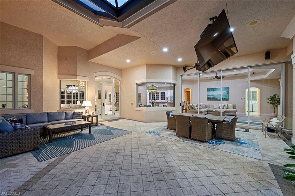 4661 Idylwood LN-26