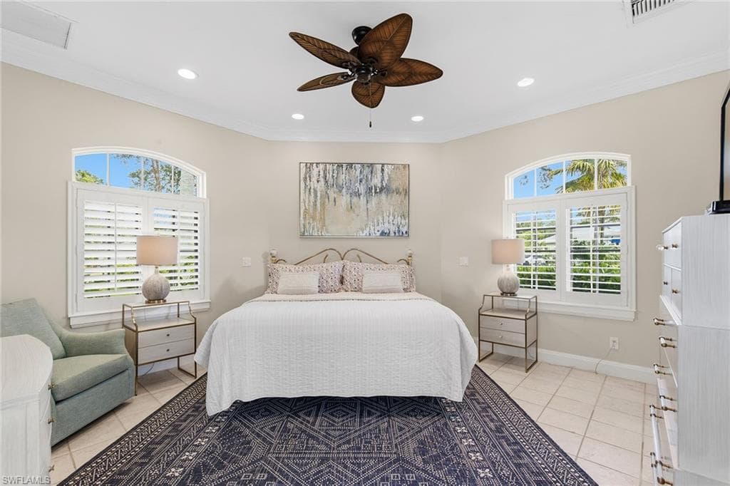4661 Idylwood LN-34