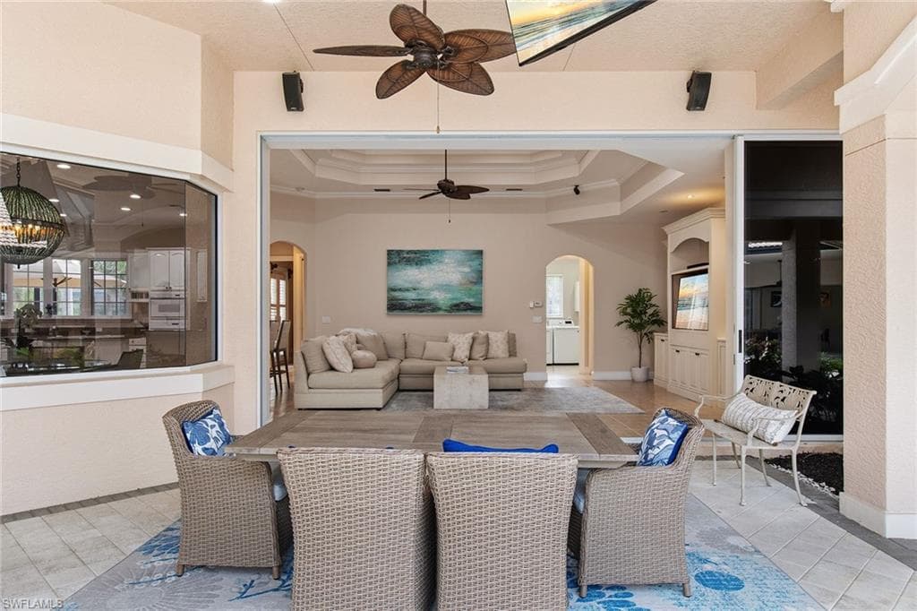 4661 Idylwood LN-24