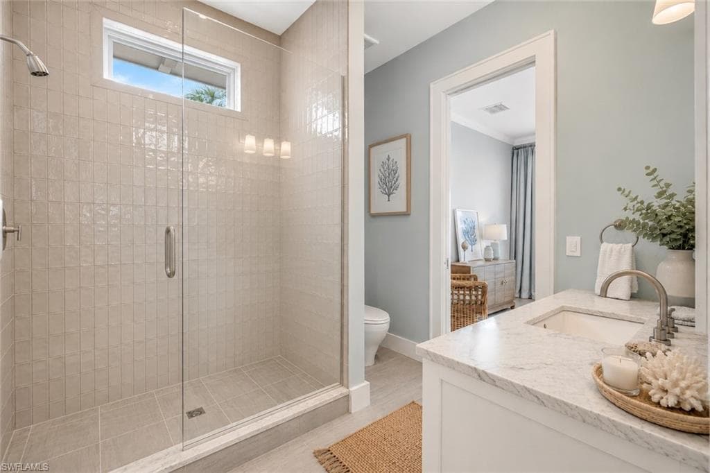 160 Broad AVE S-45