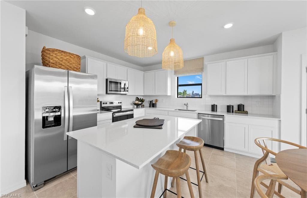 605 Oasis Lake PL-5