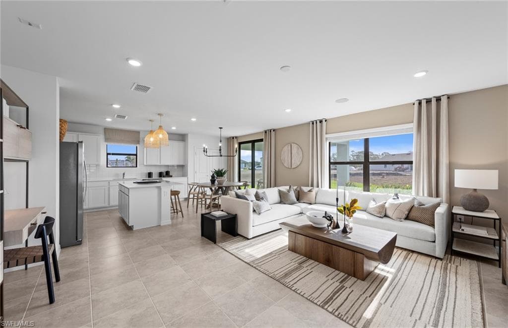 605 Oasis Lake PL-11