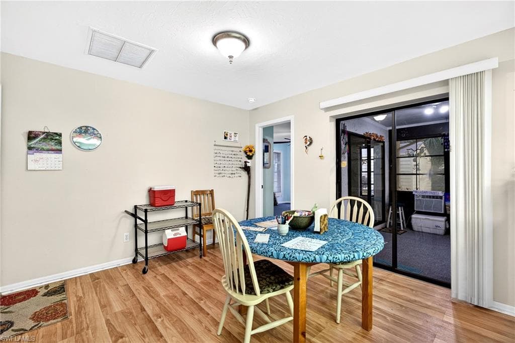 339 W Mariana AVE-11