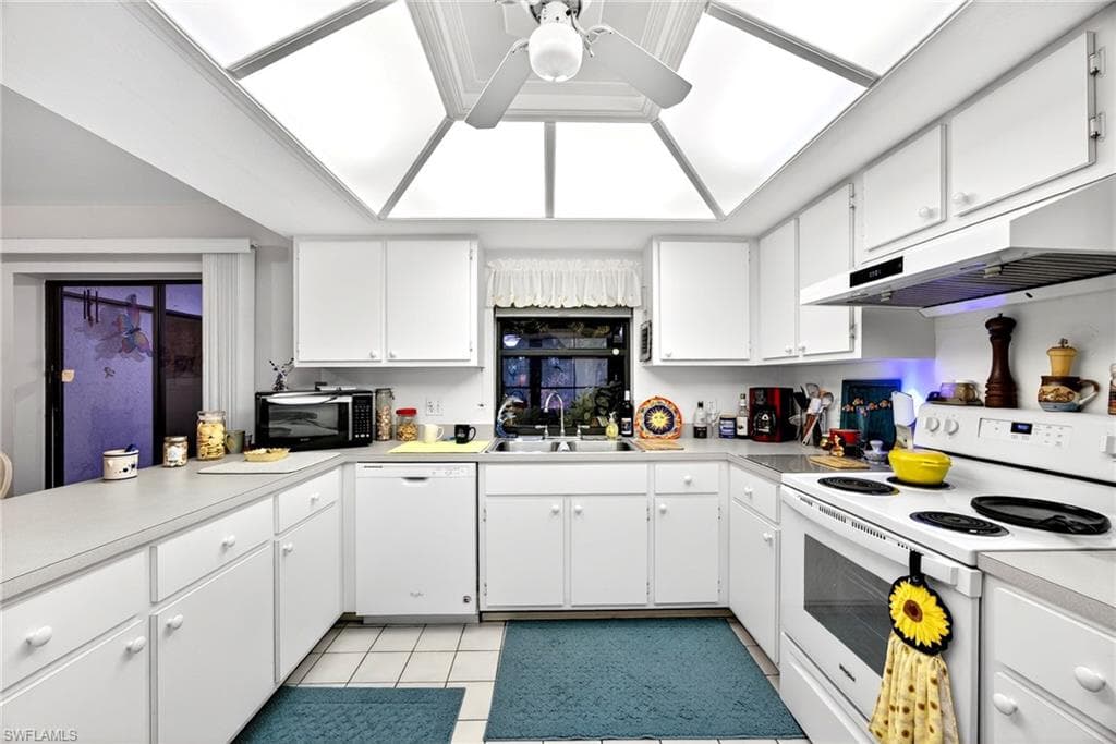 339 W Mariana AVE-6
