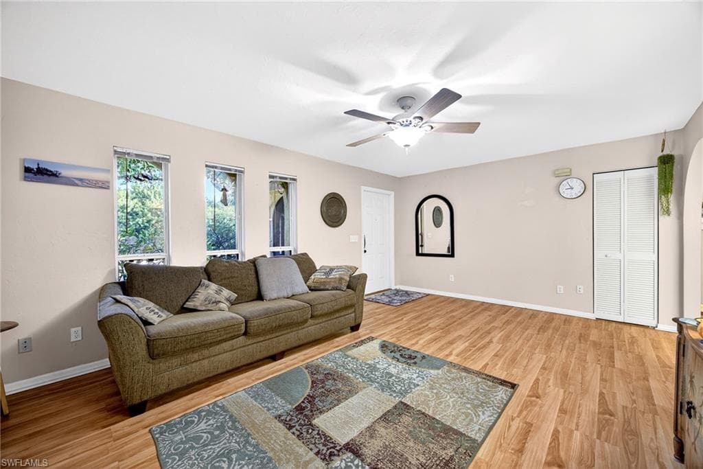 339 W Mariana AVE-2