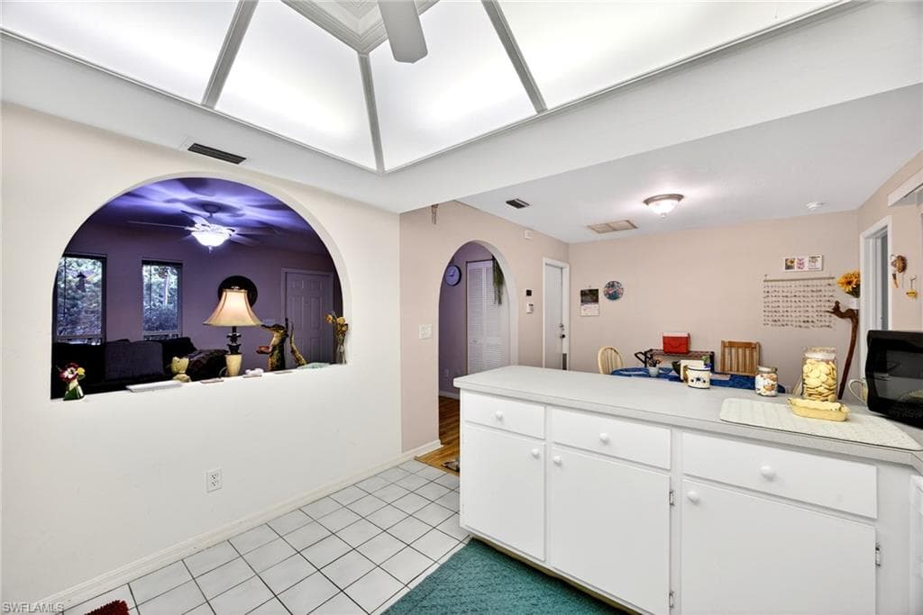 339 W Mariana AVE-9