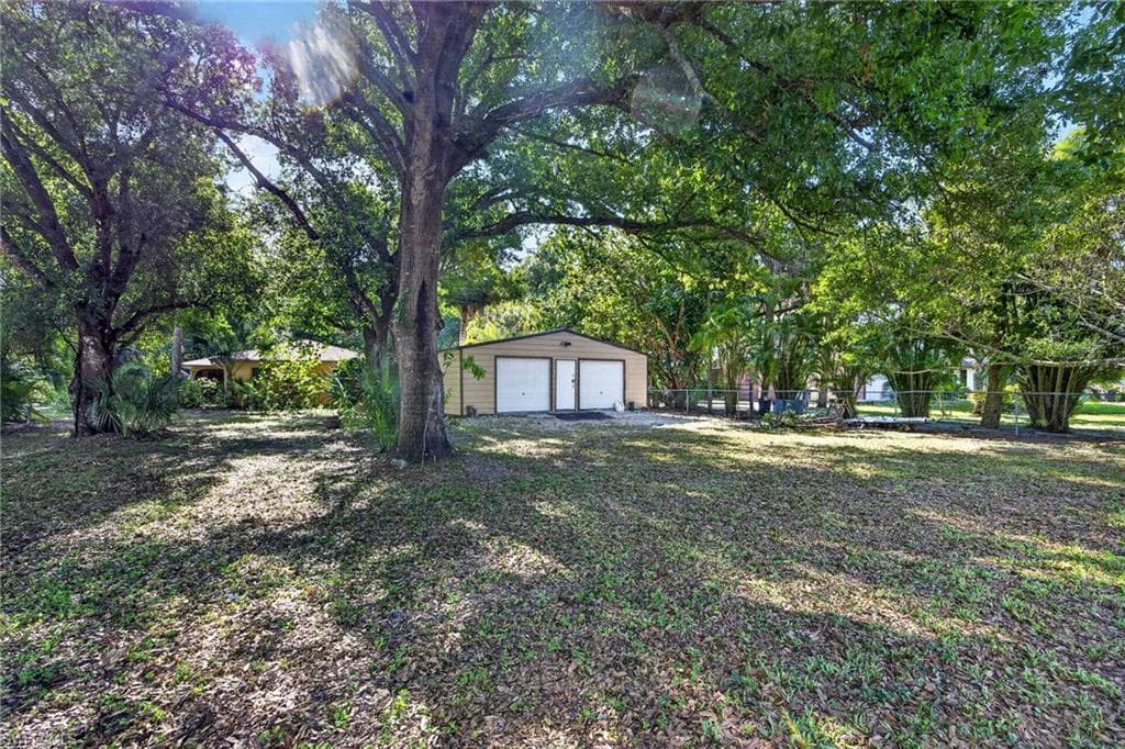 339 W Mariana AVE-34