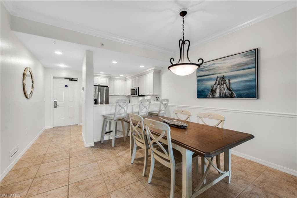 221 9th ST S 123-2