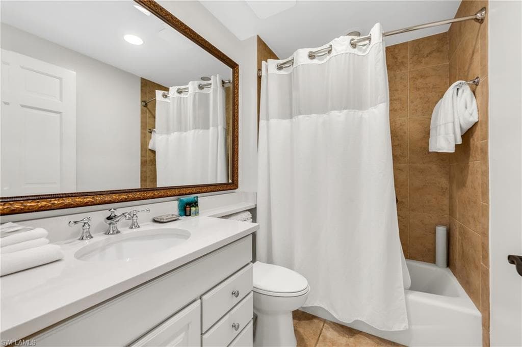 221 9th ST S 123-10