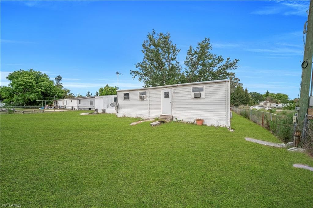 8106 Penny DR-5