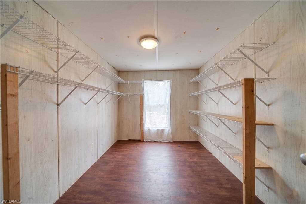 8106 Penny DR-25