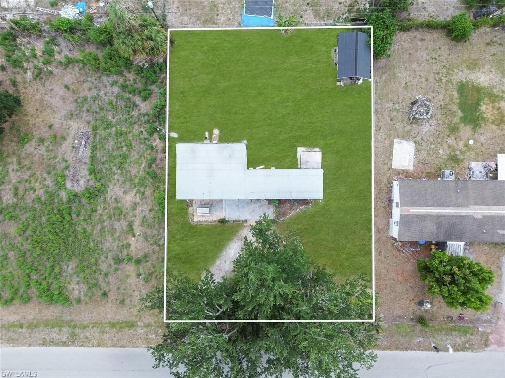 8106 Penny DR-31