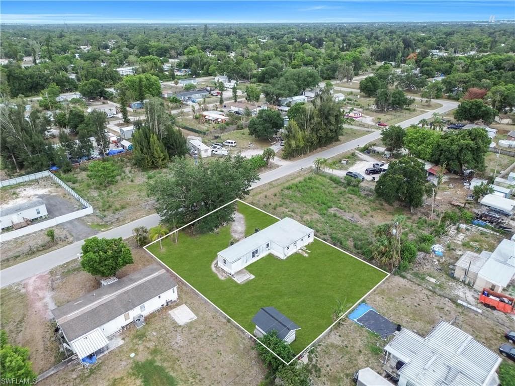 8106 Penny DR-34