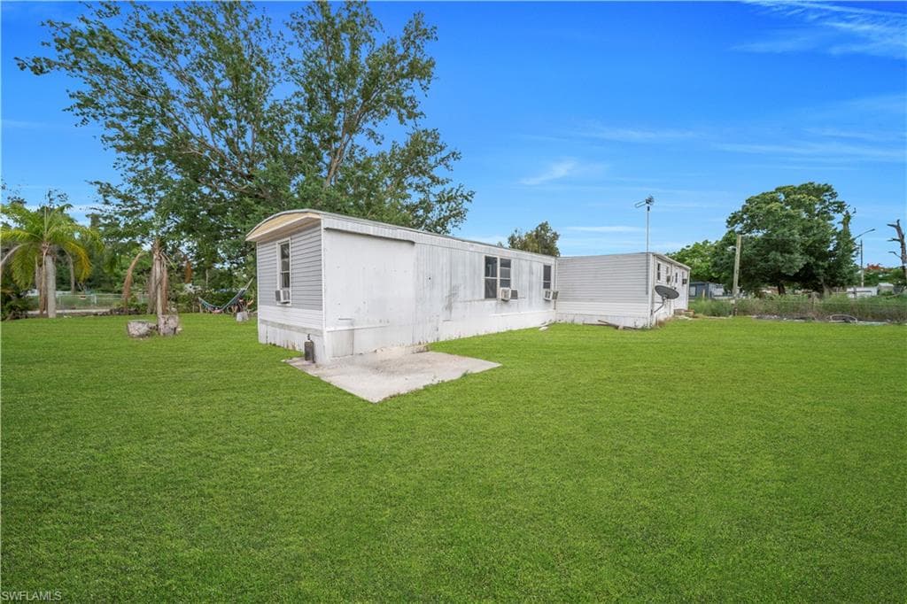 8106 Penny DR-28