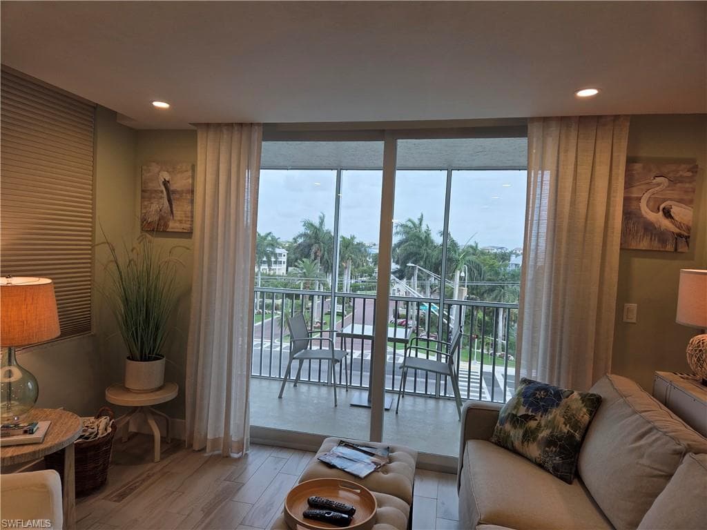 5500 Bonita Beach RD 508-10