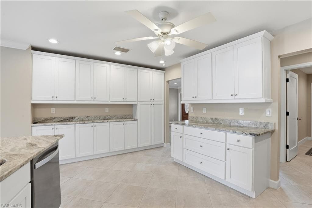 13794 River Forest DR-15