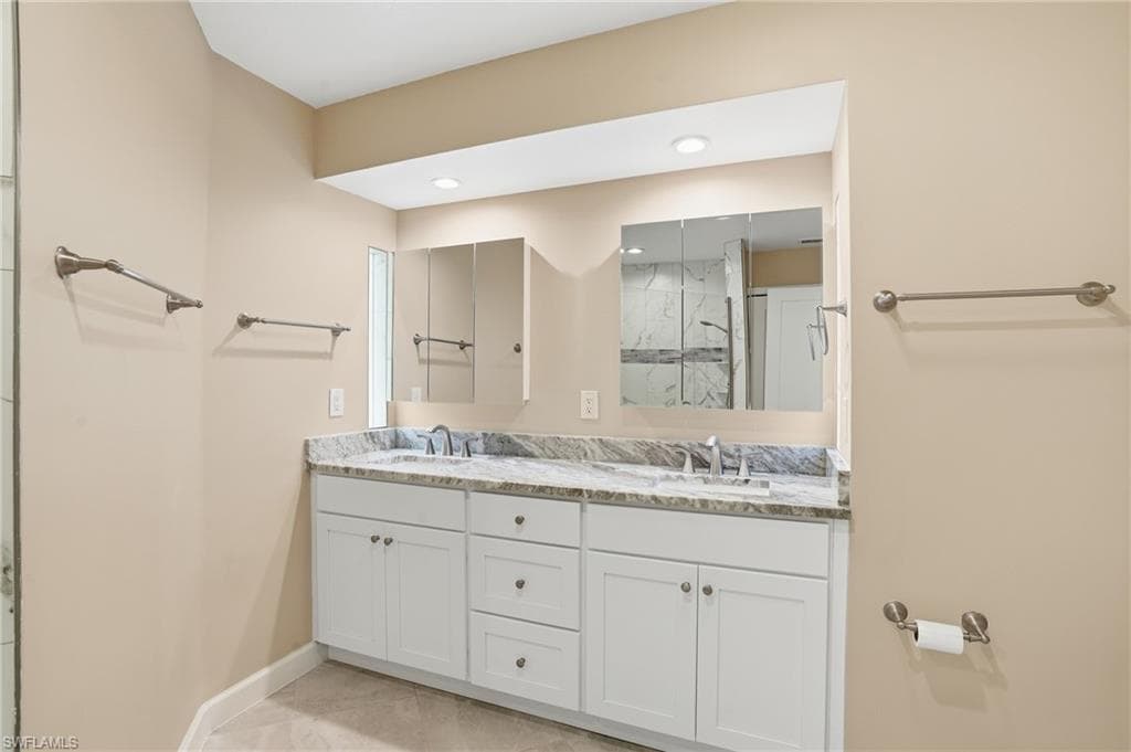 13794 River Forest DR-21