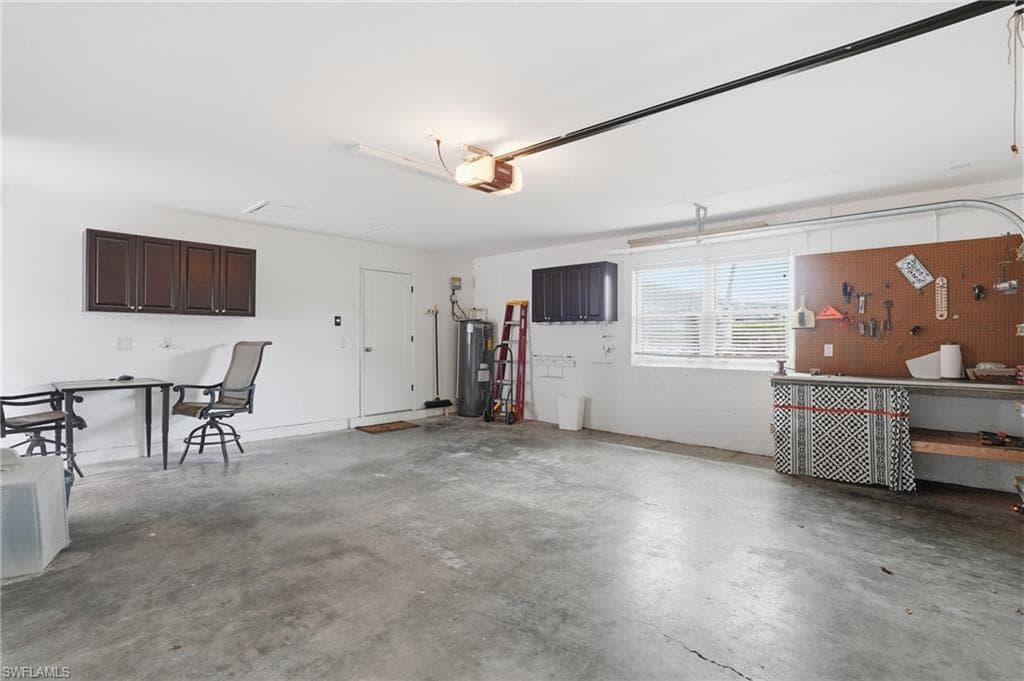 13794 River Forest DR-33