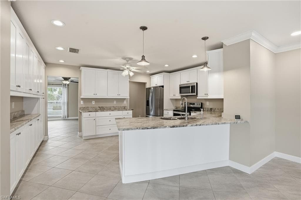13794 River Forest DR-13