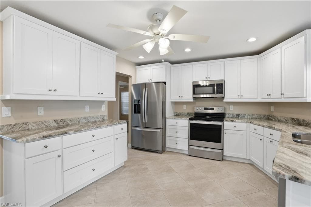 13794 River Forest DR-14