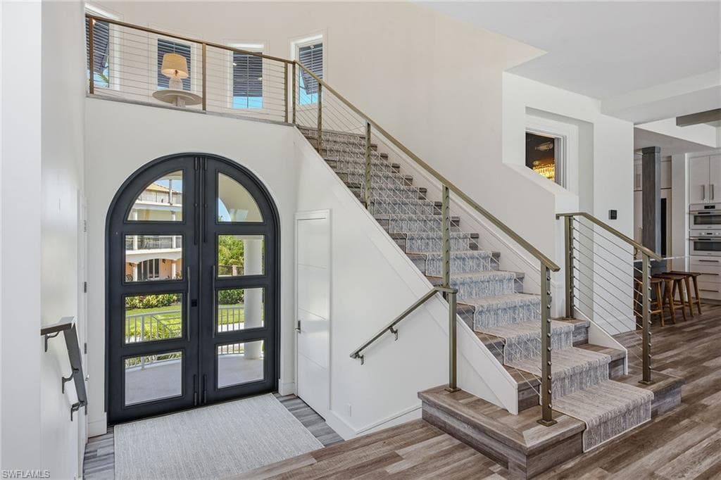 158 Beach DR-4