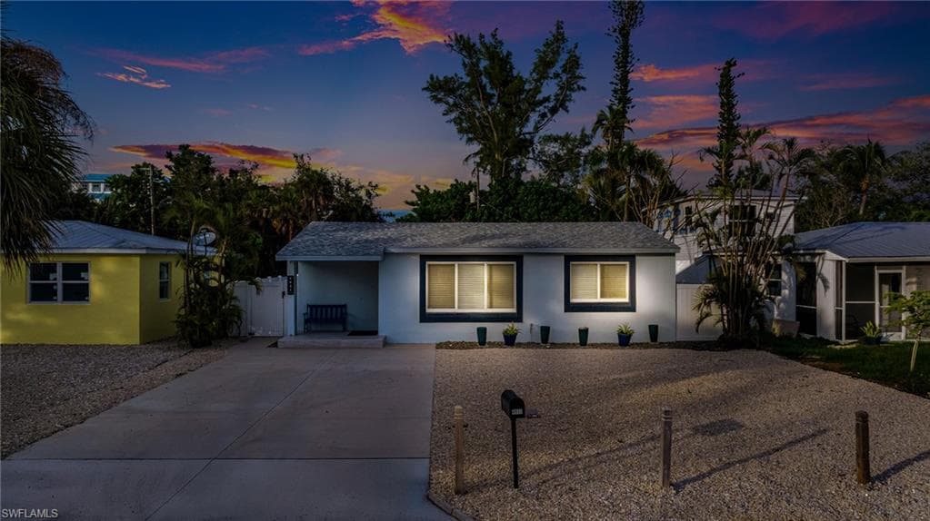 4831 Coquina RD-44