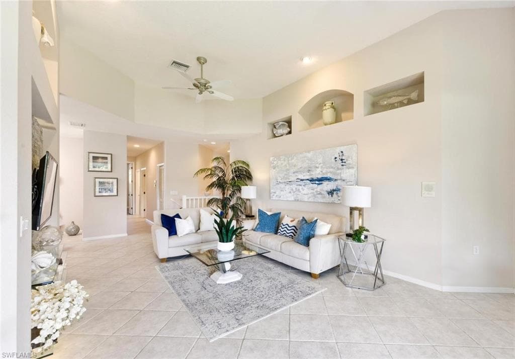 6822 Ascot DR 202-6