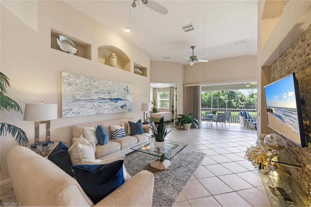 6822 Ascot DR 202-2