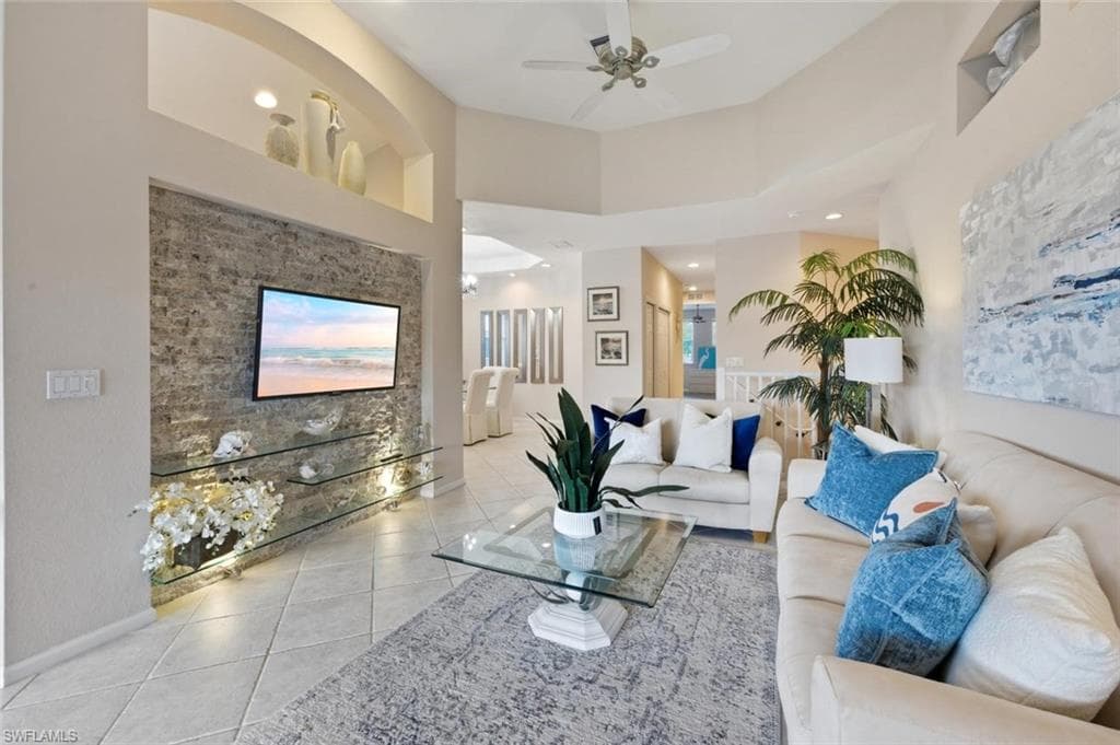 6822 Ascot DR 202-3