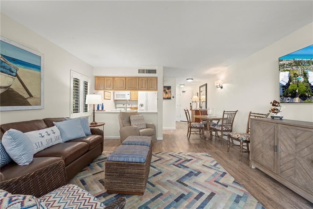 3114 Tennis Villas-12