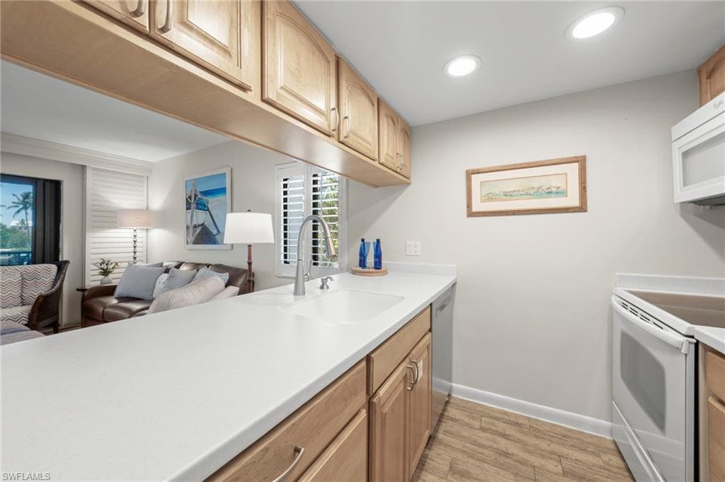 3114 Tennis Villas-19