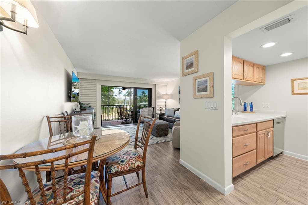 3114 Tennis Villas-14