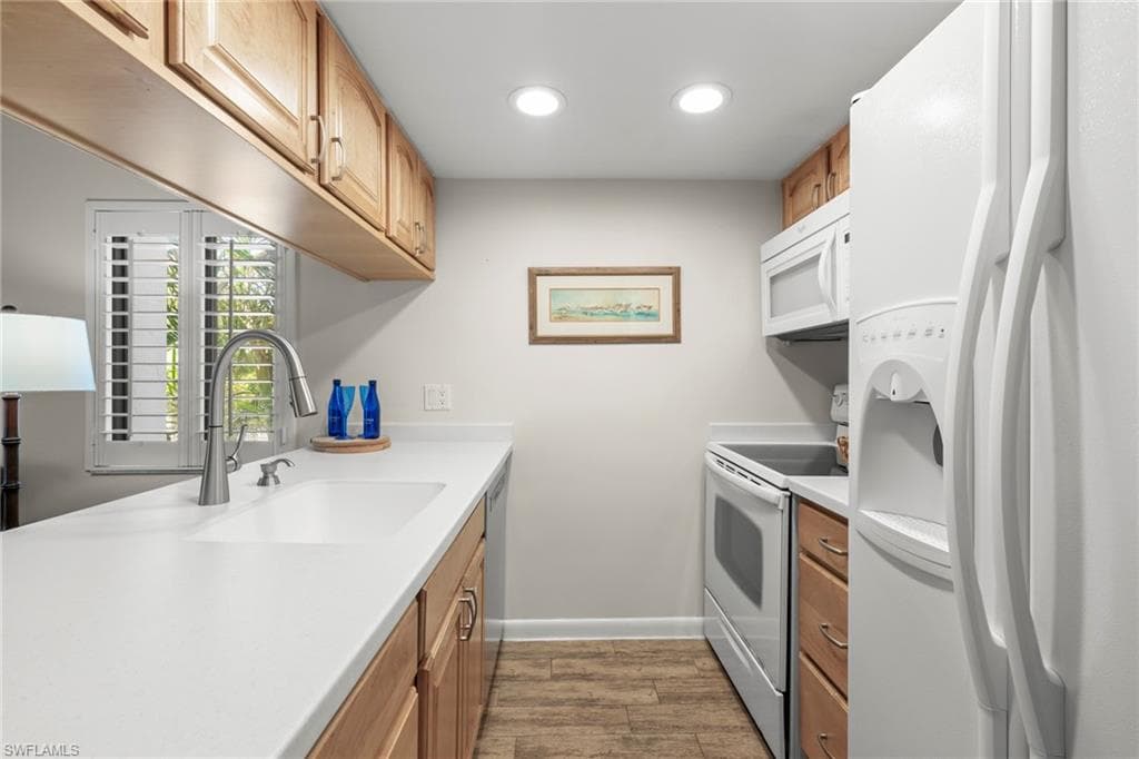 3114 Tennis Villas-20